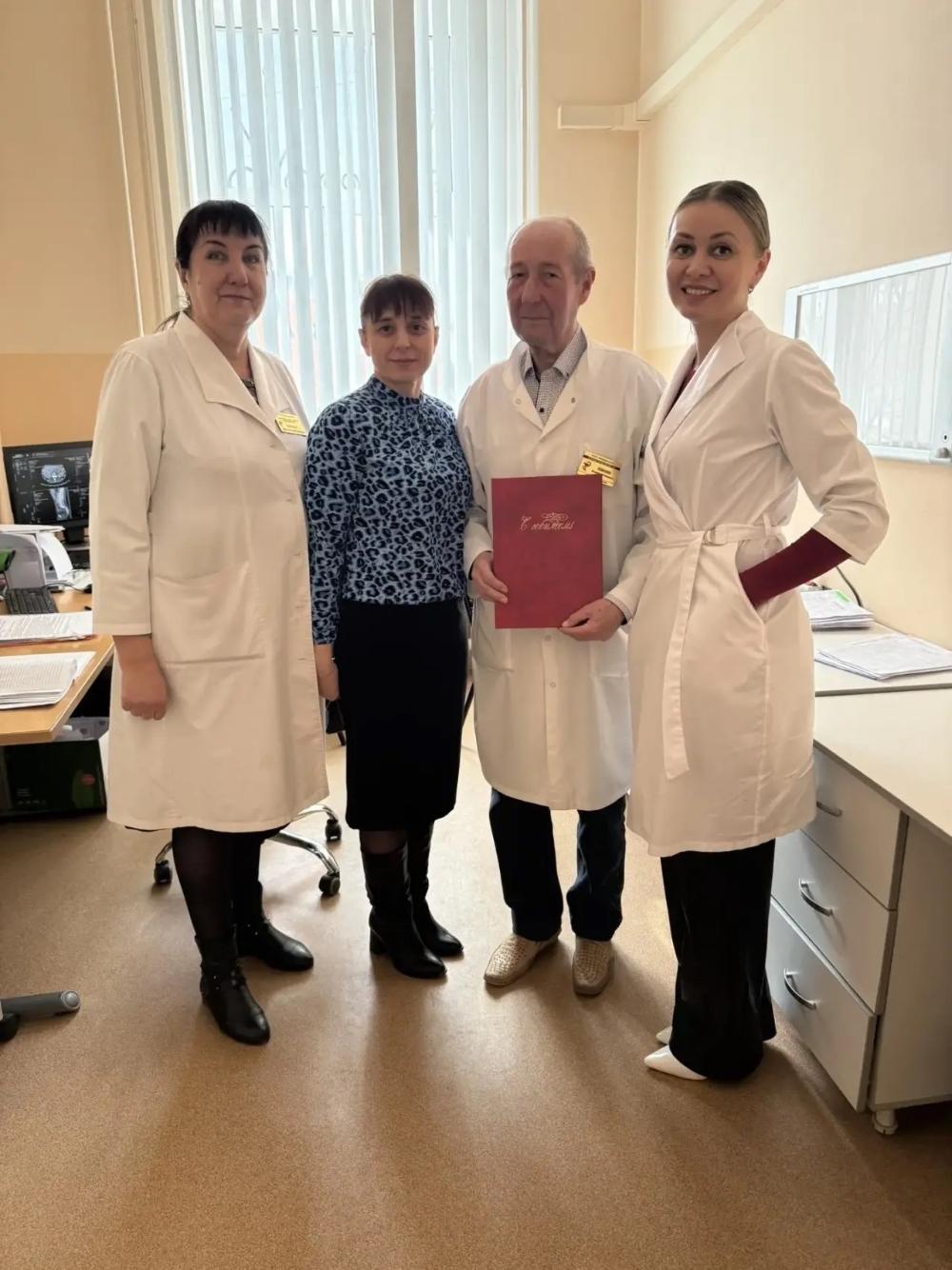 День рождения отмечает врача-рентгенолога Владимира Степановича Ломакина
