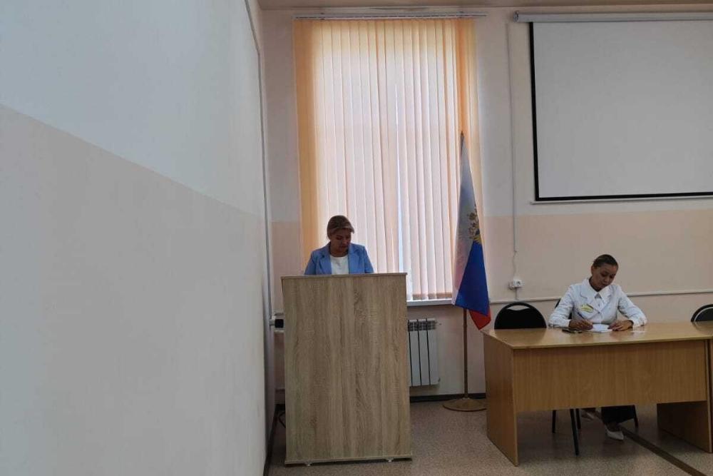 Прошло ежемесячное плановое рабочее совещание с участием заведующих отделений и руководителей структурных подразделений учреждения