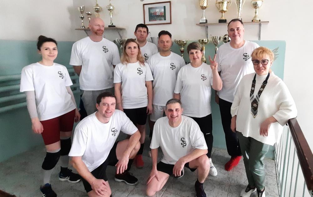 Сотрудники ТОГБУЗ «Моршанская ЦРБ», являясь игроками команды, приняли участие во 2-ом фестивале по волейболу среди трудовых коллективов в Моршанском муниципальном округе